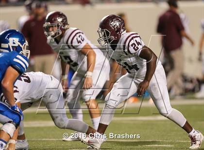 Thumbnail 3 in Bryant vs. Benton photogallery.