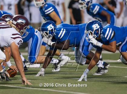 Thumbnail 2 in Bryant vs. Benton photogallery.