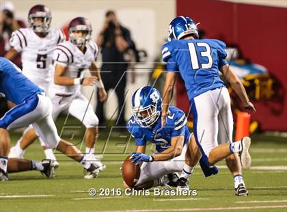 Thumbnail 1 in Bryant vs. Benton photogallery.
