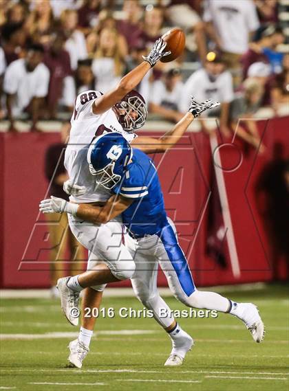 Thumbnail 1 in Bryant vs. Benton photogallery.