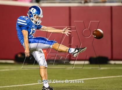 Thumbnail 1 in Bryant vs. Benton photogallery.