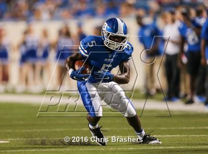 Thumbnail 1 in Bryant vs. Benton photogallery.