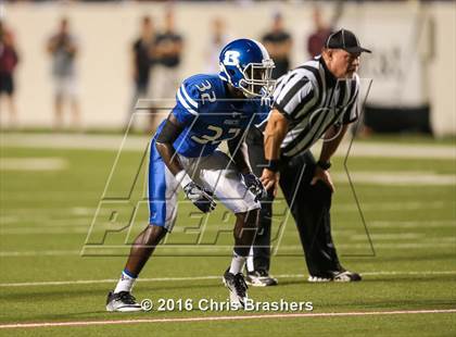 Thumbnail 1 in Bryant vs. Benton photogallery.