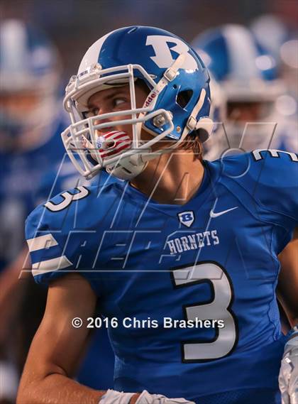 Thumbnail 3 in Bryant vs. Benton photogallery.