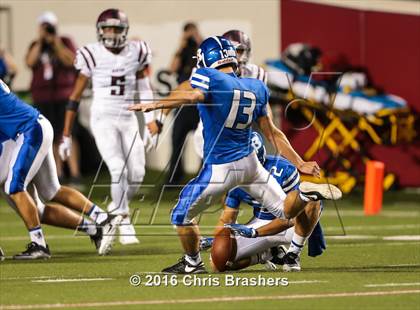 Thumbnail 2 in Bryant vs. Benton photogallery.