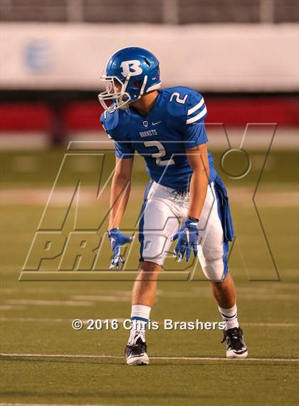 Thumbnail 3 in Bryant vs. Benton photogallery.
