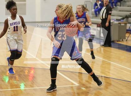 Thumbnail 3 in Riverside @ Byrnes photogallery.