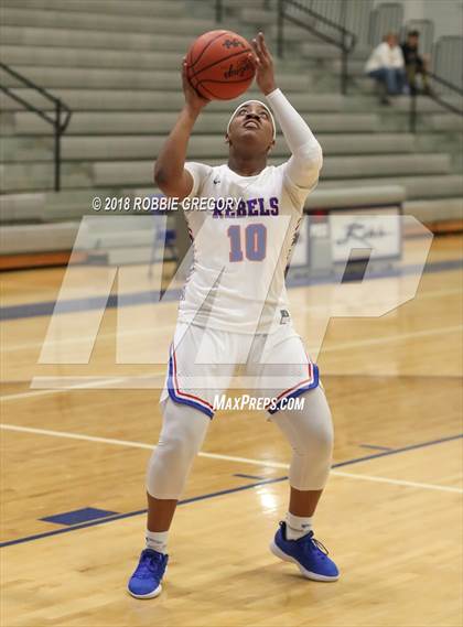 Thumbnail 3 in Riverside @ Byrnes photogallery.