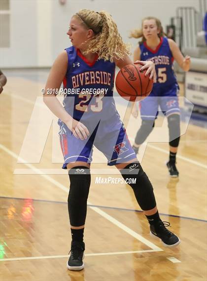 Thumbnail 2 in Riverside @ Byrnes photogallery.