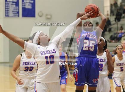 Thumbnail 2 in Riverside @ Byrnes photogallery.