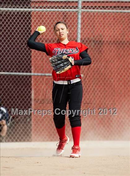 Thumbnail 2 in Merced vs. Patterson photogallery.