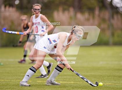 Thumbnail 2 in St. Ignatius vs. Archbishop Mitty photogallery.
