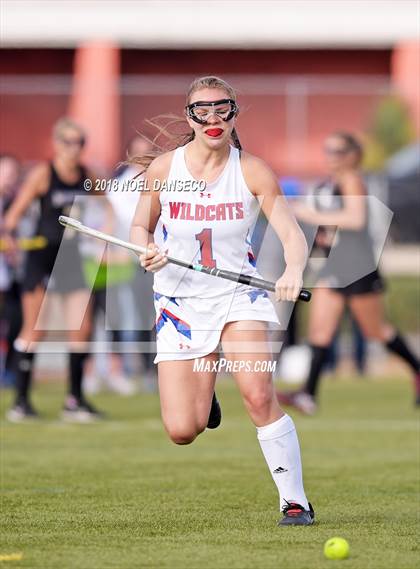 Thumbnail 2 in St. Ignatius vs. Archbishop Mitty photogallery.
