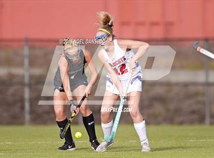 Thumbnail 3 in St. Ignatius vs. Archbishop Mitty photogallery.
