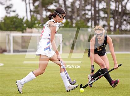 Thumbnail 2 in St. Ignatius vs. Archbishop Mitty photogallery.