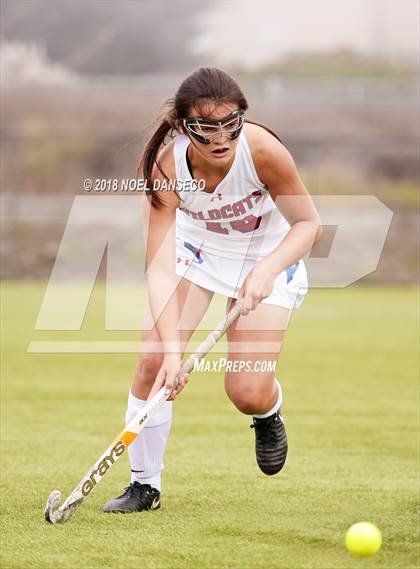 Thumbnail 3 in St. Ignatius vs. Archbishop Mitty photogallery.