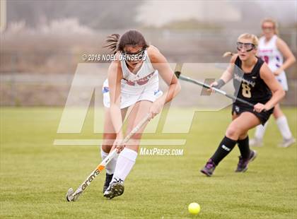 Thumbnail 1 in St. Ignatius vs. Archbishop Mitty photogallery.