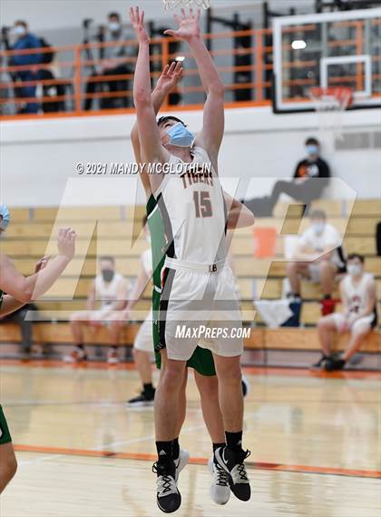 Thumbnail 2 in Athens @ Illini Bluffs photogallery.