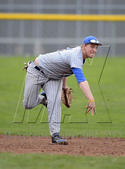 Thumbnail 1 in Lyndonville @ Attica photogallery.