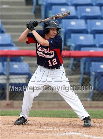 Thumbnail 1 in Kennedy Catholic vs. Saratoga Central Catholic (NYSPHSAA Class B Semifinal) photogallery.