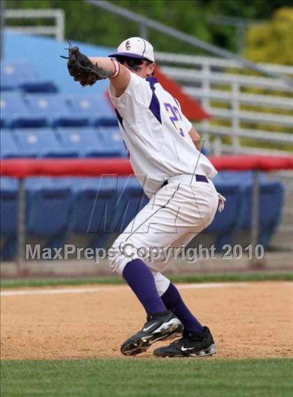 Thumbnail 3 in Kennedy Catholic vs. Saratoga Central Catholic (NYSPHSAA Class B Semifinal) photogallery.