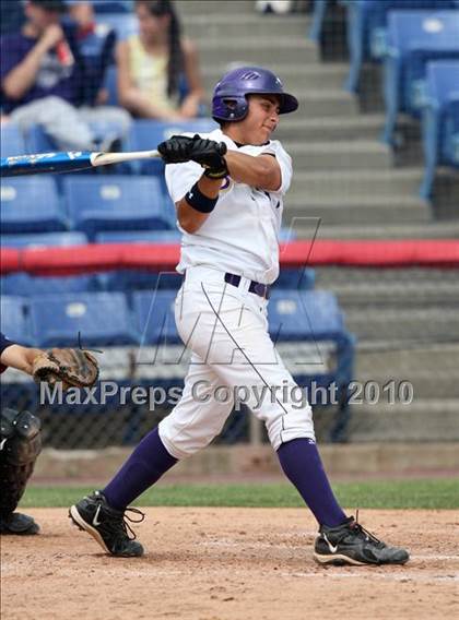 Thumbnail 2 in Kennedy Catholic vs. Saratoga Central Catholic (NYSPHSAA Class B Semifinal) photogallery.