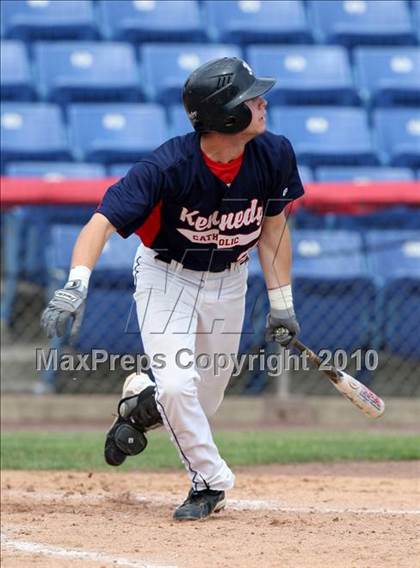 Thumbnail 1 in Kennedy Catholic vs. Saratoga Central Catholic (NYSPHSAA Class B Semifinal) photogallery.