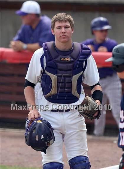 Thumbnail 3 in Kennedy Catholic vs. Saratoga Central Catholic (NYSPHSAA Class B Semifinal) photogallery.