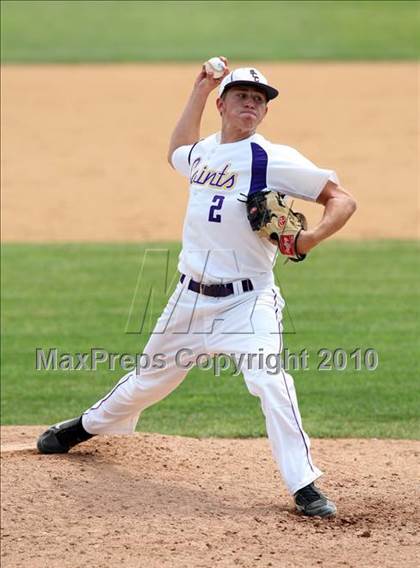 Thumbnail 1 in Kennedy Catholic vs. Saratoga Central Catholic (NYSPHSAA Class B Semifinal) photogallery.