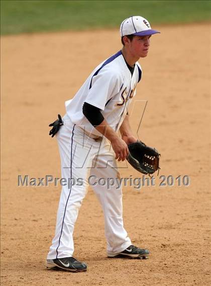 Thumbnail 1 in Kennedy Catholic vs. Saratoga Central Catholic (NYSPHSAA Class B Semifinal) photogallery.