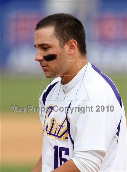Thumbnail 2 in Kennedy Catholic vs. Saratoga Central Catholic (NYSPHSAA Class B Semifinal) photogallery.