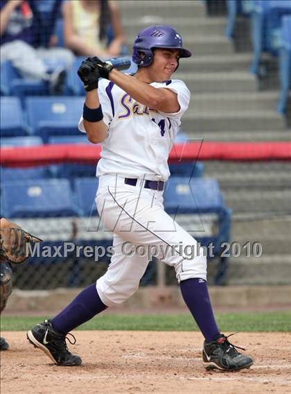 Thumbnail 3 in Kennedy Catholic vs. Saratoga Central Catholic (NYSPHSAA Class B Semifinal) photogallery.
