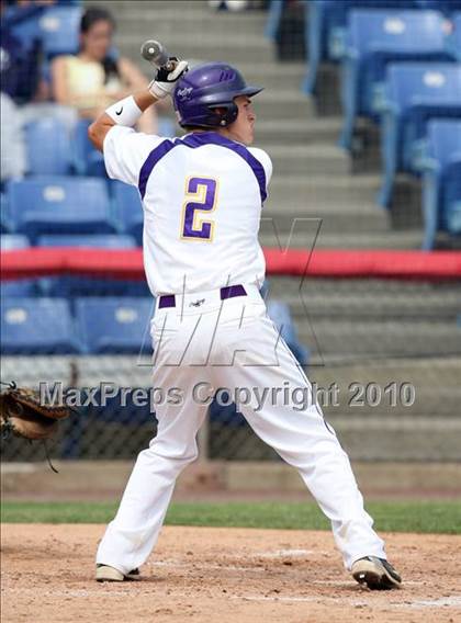 Thumbnail 2 in Kennedy Catholic vs. Saratoga Central Catholic (NYSPHSAA Class B Semifinal) photogallery.