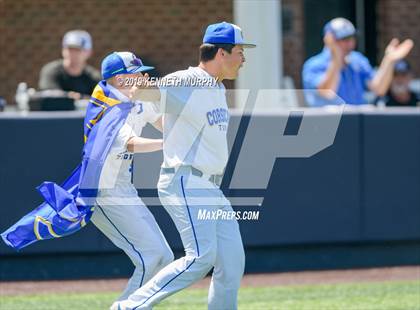 Thumbnail 2 in Corsicana vs. Midlothian Game 1 (UIL 5A Regional Final) photogallery.