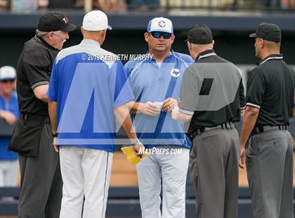 Thumbnail 2 in Corsicana vs. Midlothian Game 1 (UIL 5A Regional Final) photogallery.