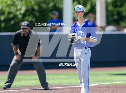Thumbnail 2 in Corsicana vs. Midlothian Game 1 (UIL 5A Regional Final) photogallery.