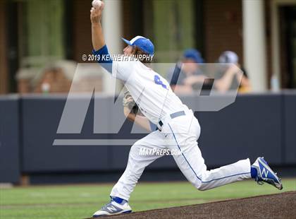 Thumbnail 2 in Corsicana vs. Midlothian Game 1 (UIL 5A Regional Final) photogallery.