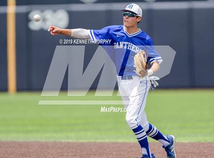 Thumbnail 1 in Corsicana vs. Midlothian Game 1 (UIL 5A Regional Final) photogallery.