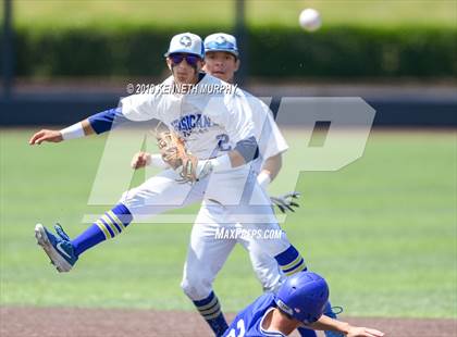 Thumbnail 3 in Corsicana vs. Midlothian Game 1 (UIL 5A Regional Final) photogallery.