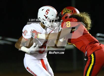 Thumbnail 3 in Harvard-Westlake vs. Dominguez photogallery.