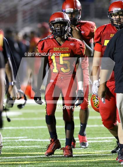 Thumbnail 2 in Harvard-Westlake vs. Dominguez photogallery.