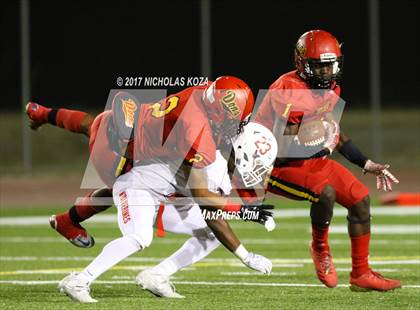 Thumbnail 3 in Harvard-Westlake vs. Dominguez photogallery.
