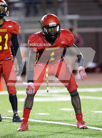Thumbnail 2 in Harvard-Westlake vs. Dominguez photogallery.