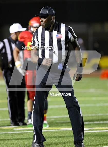 Thumbnail 1 in Harvard-Westlake vs. Dominguez photogallery.