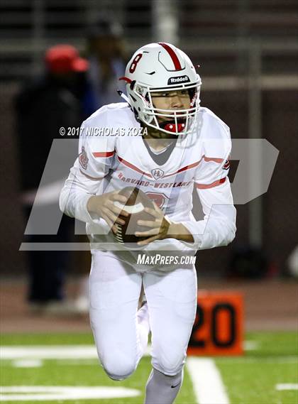 Thumbnail 3 in Harvard-Westlake vs. Dominguez photogallery.