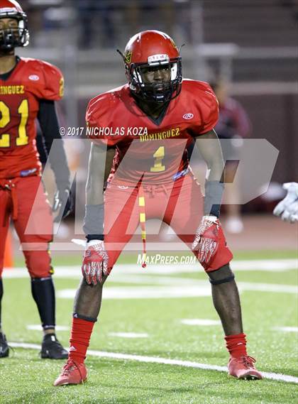 Thumbnail 3 in Harvard-Westlake vs. Dominguez photogallery.