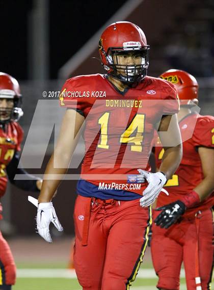 Thumbnail 2 in Harvard-Westlake vs. Dominguez photogallery.