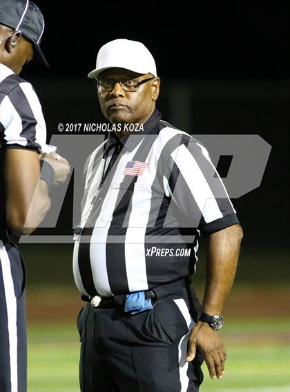 Thumbnail 1 in Harvard-Westlake vs. Dominguez photogallery.