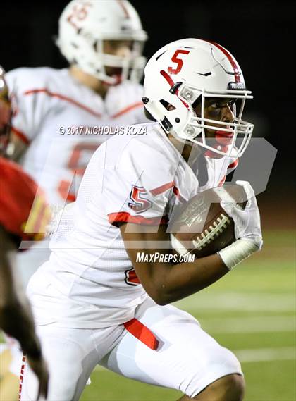 Thumbnail 2 in Harvard-Westlake vs. Dominguez photogallery.