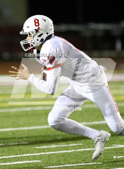 Thumbnail 2 in Harvard-Westlake vs. Dominguez photogallery.